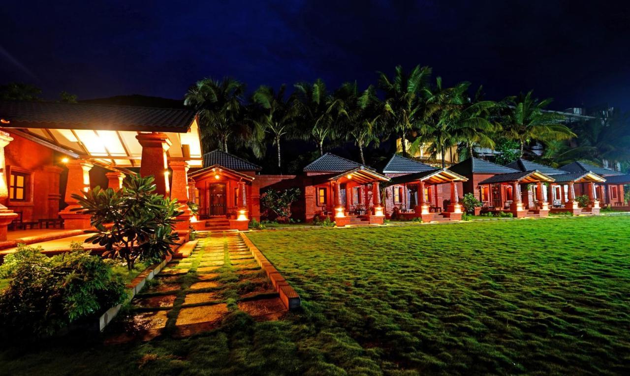 Siddhagiri Hotel And Resort Wai Eksteriør bilde